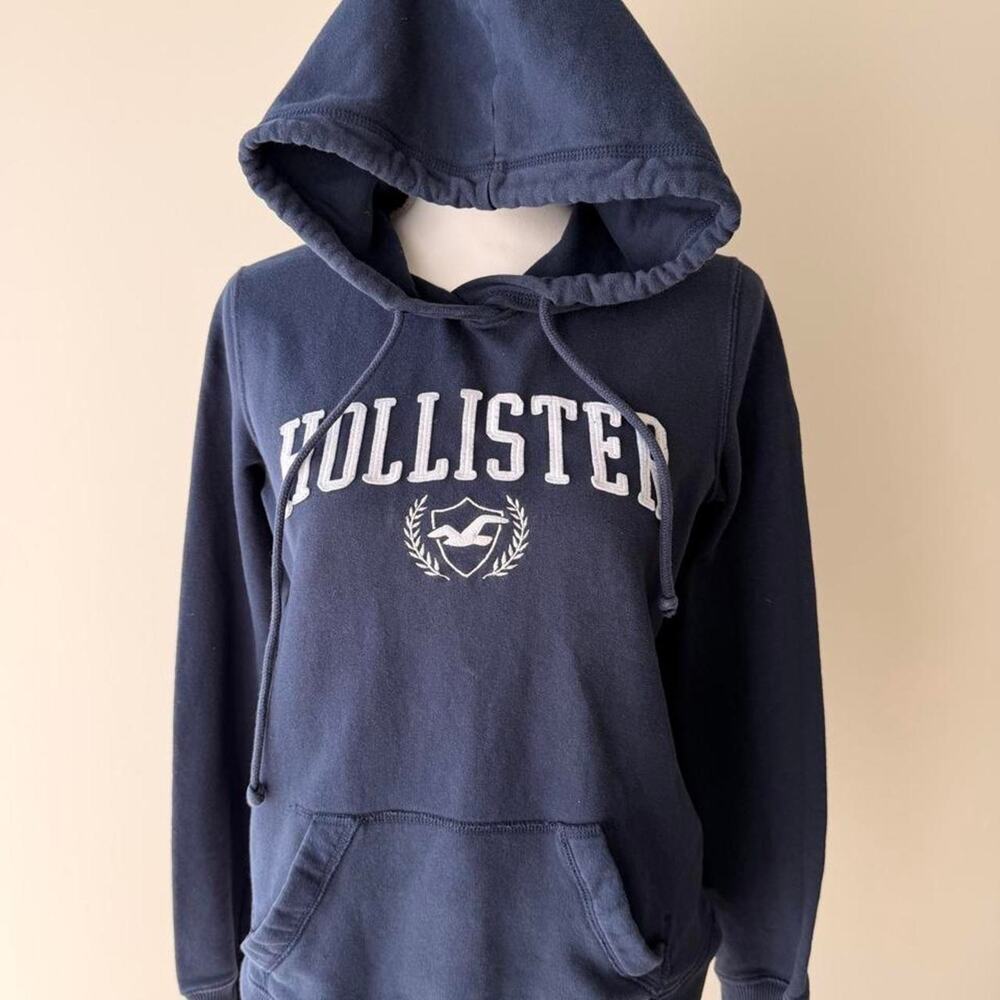 Hollister navy blue pullover hoodie